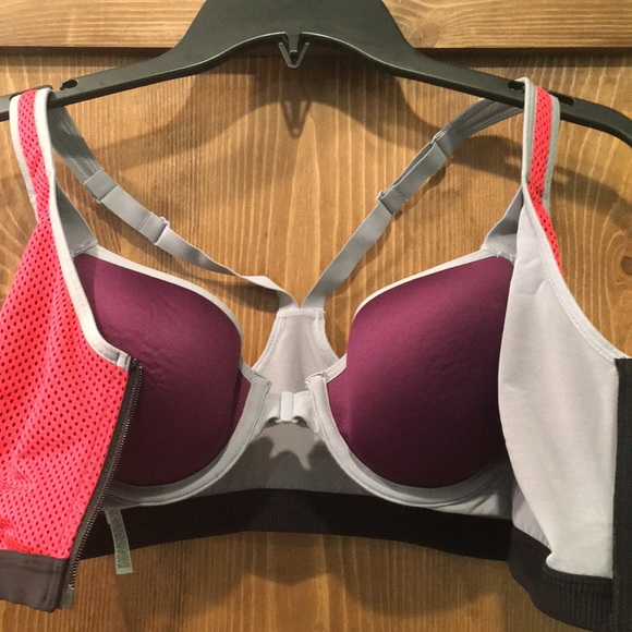 VS knockout sports bra - Picture 2 of 5